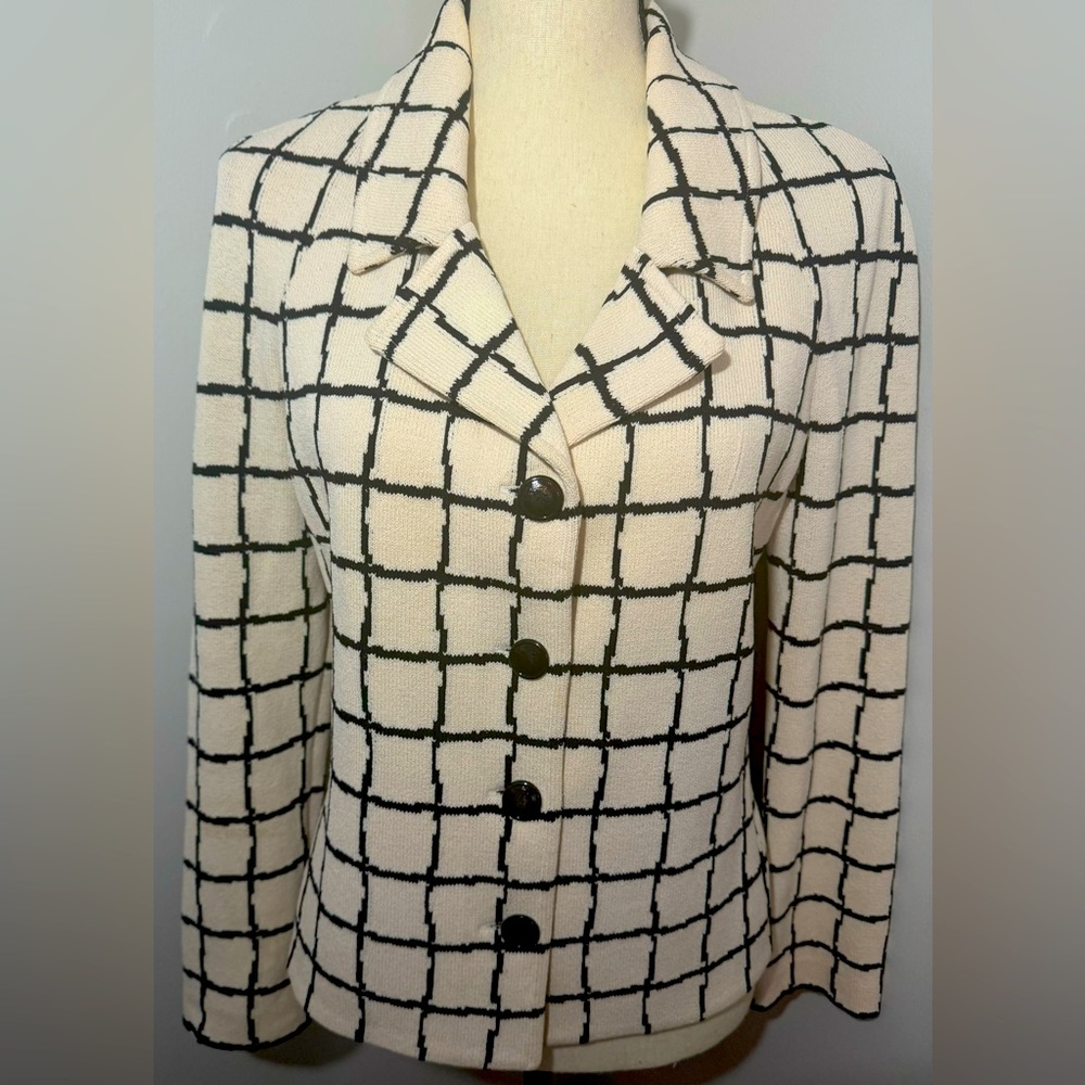 St John Collection Ivory and Black Santana Knit women’s cardigan jacket size 6
